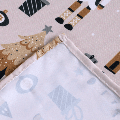 Toalha de Mesa Estampa Digital 1 Peça 2,50m x 1,40m 8 Lugares 100% Poliéster Tec